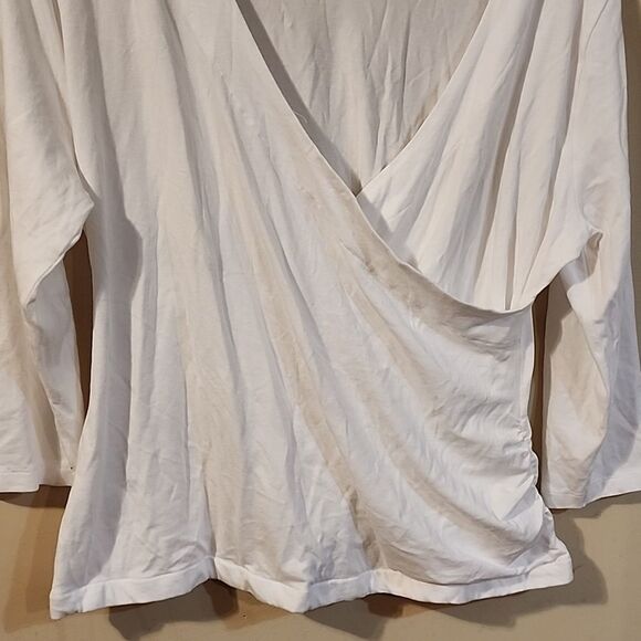 Cute soft surroundings top large petite - Picture 3 of 3